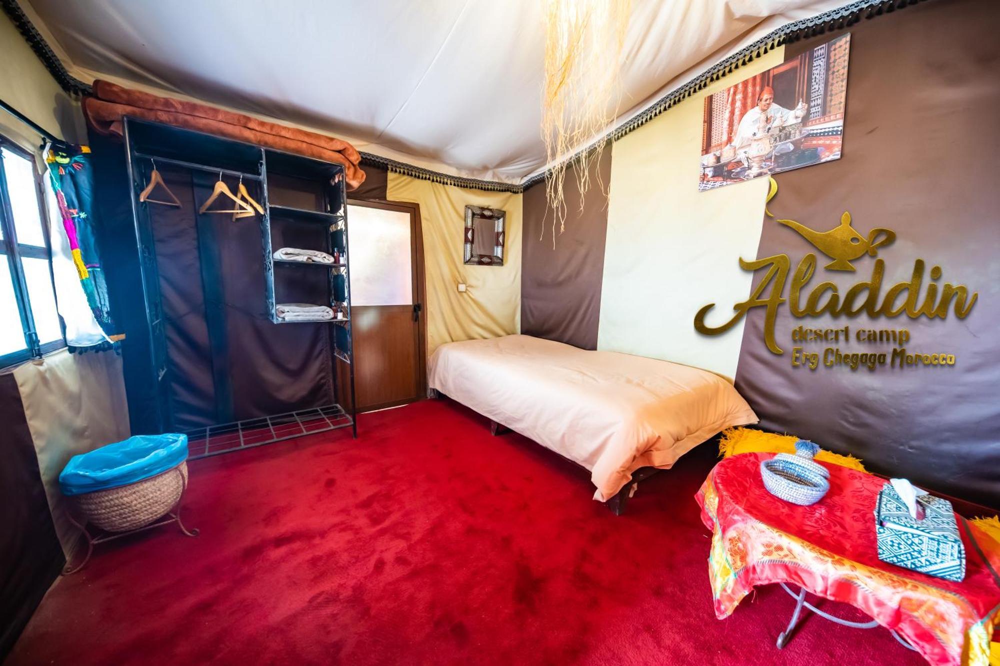 Aladdin Desert Camp - Mhamid Erg Chigaga Escape