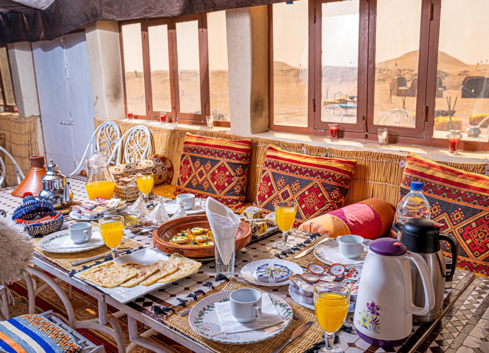 Aladdin Desert Camp - Mhamid Erg Chigaga Escape *