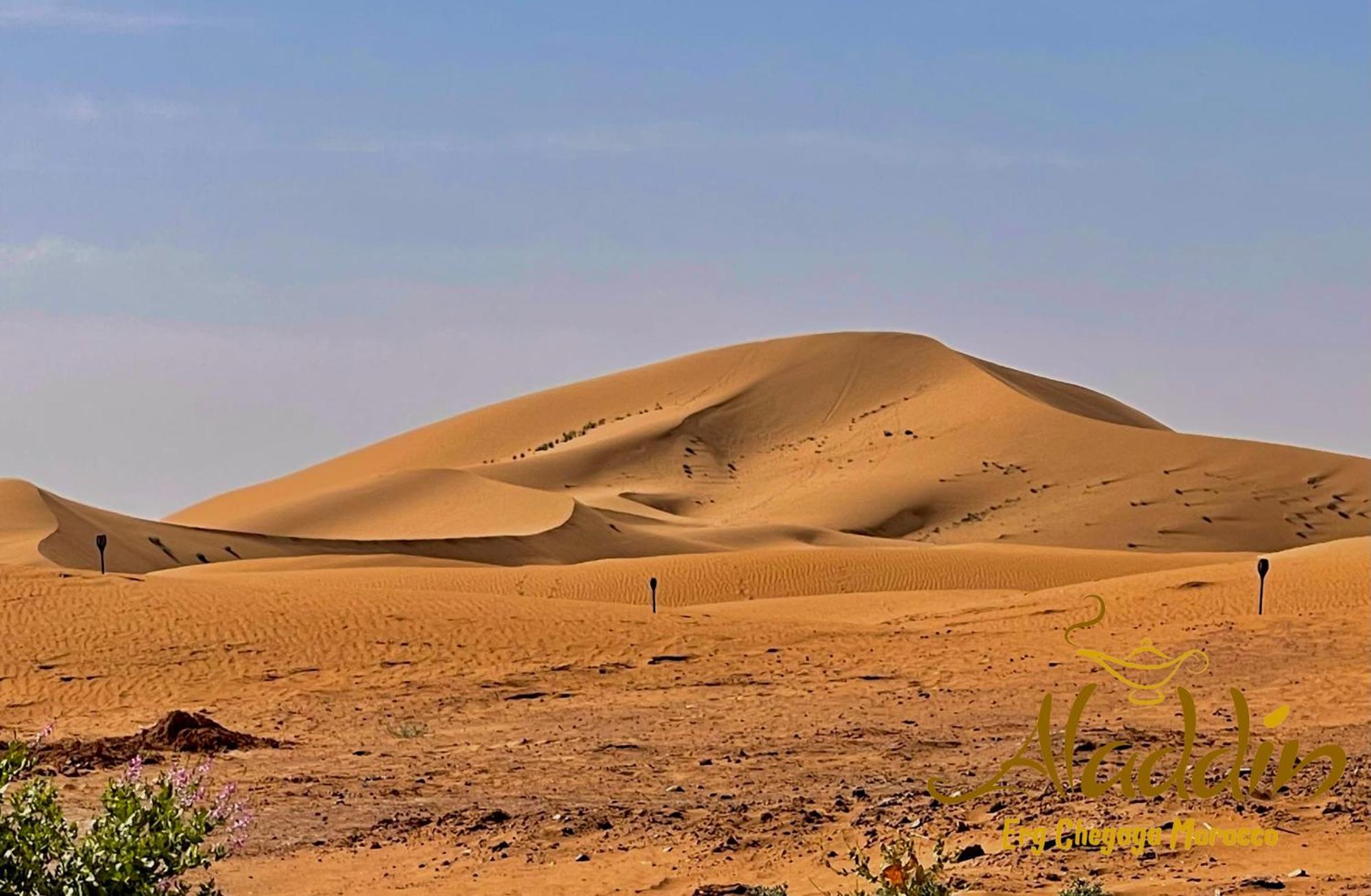 Aladdin Desert Camp - Mhamid Erg Chigaga Escape Lodge El Gouera