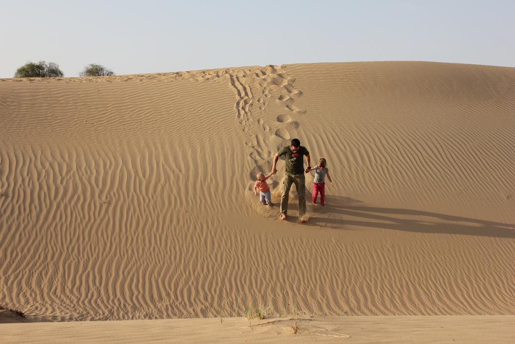 Aladdin Desert Camp - Mhamid Erg Chigaga Escape Lodge *